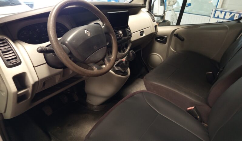 Trafic L1H1 DCI 80 – 2002 – 318 000 Kms complet