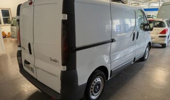 Trafic L1H1 DCI 80 – 2002 – 318 000 Kms complet